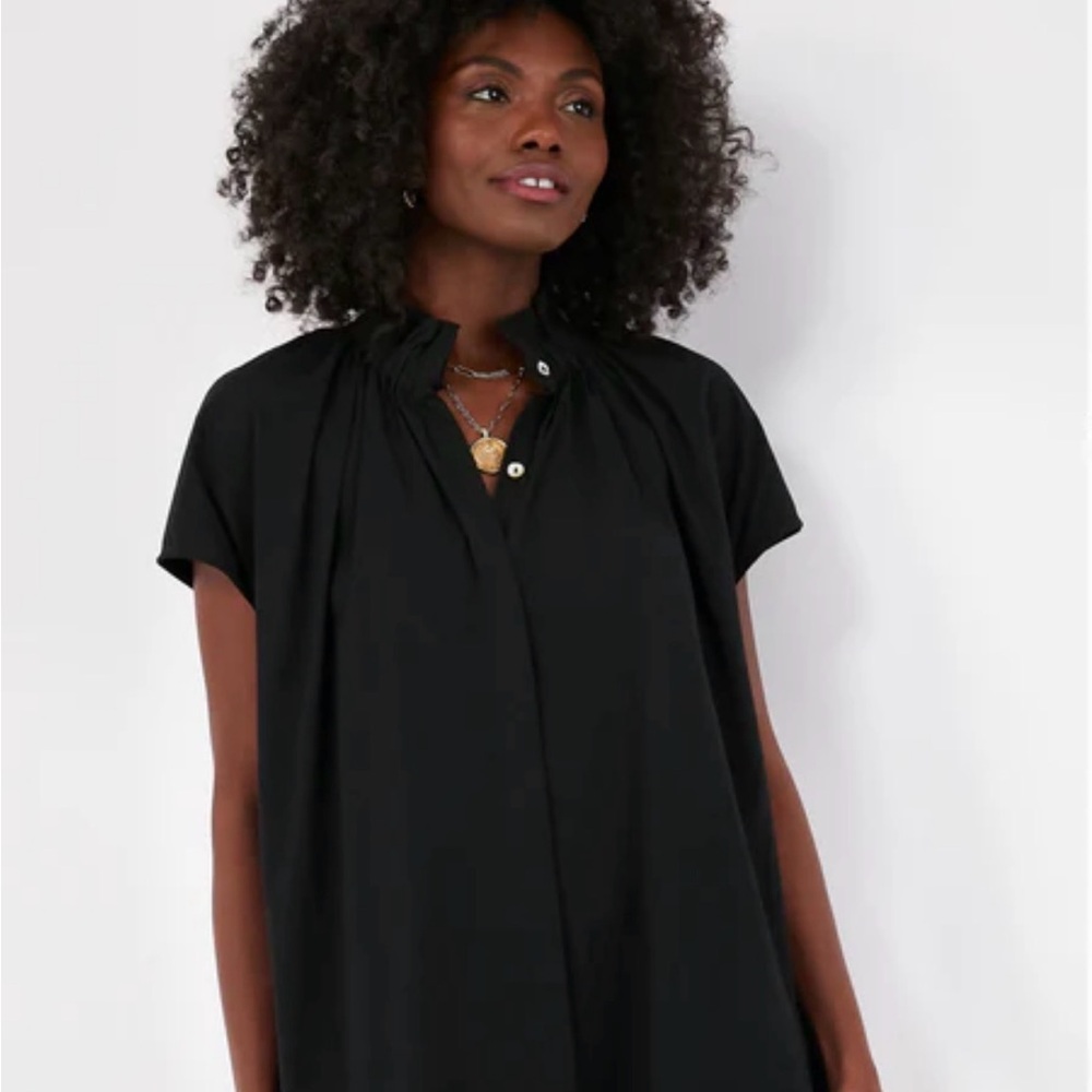 Pomander Place Black Short-Sleeve Button-Down Tunic